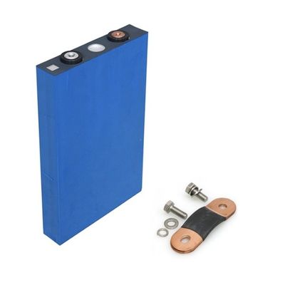 Bom preço 3.2V 60AH 65Ah Alta taxa de descarga 4C Lifepo4 Célula prismática LFP 3.2V on-line